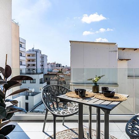 Made With Love 1-Br Apt By Finikoudes Beach Larnaca Eksteriør billede